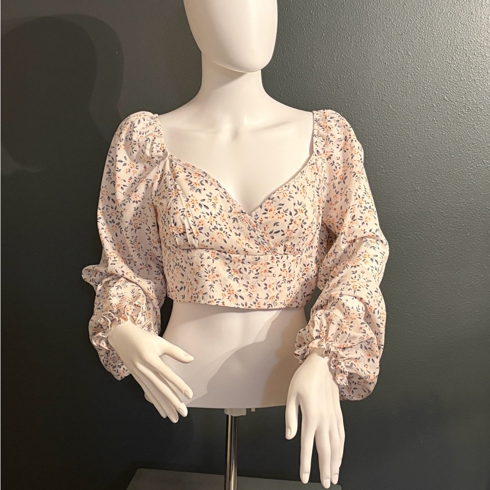 SHEIN Floral Print Puff Sleeve Crop Top Size Medium